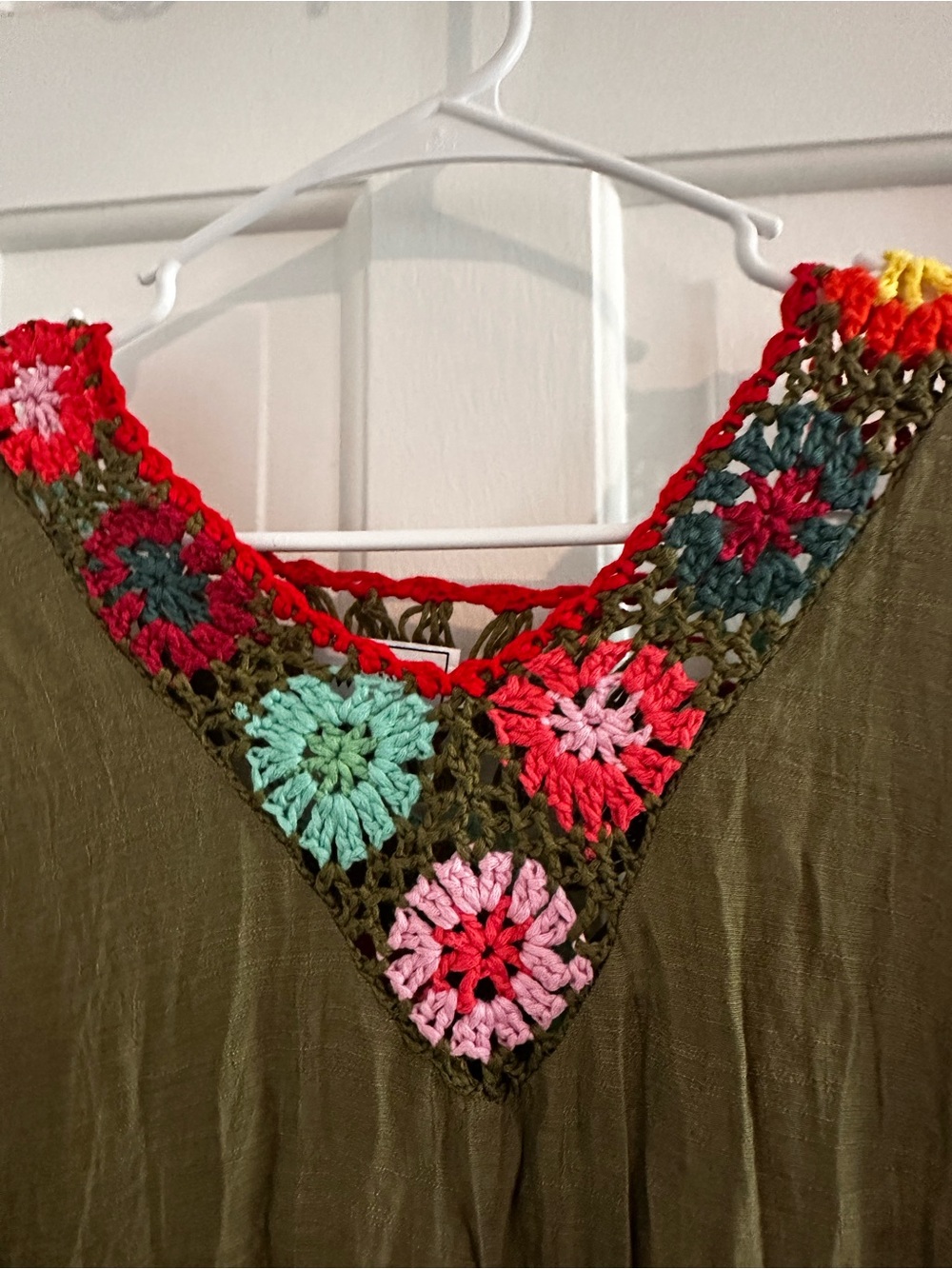 WOWO Bohemian Olive Green Fringe Tunic with Crochet Accents - Picture 7 of 9